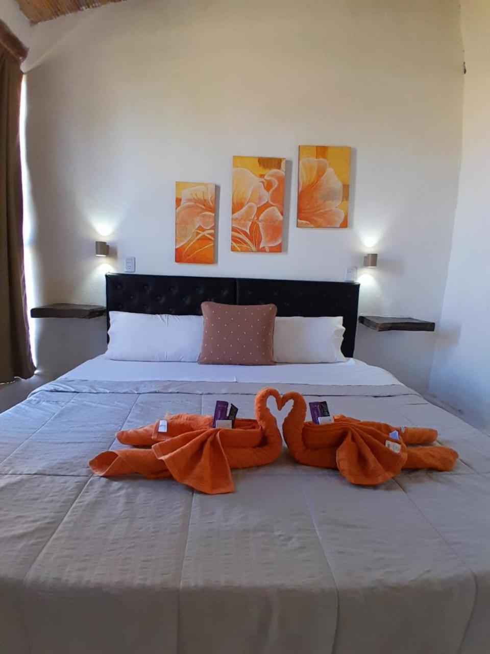 Hotel Hacienda Casa Blanca Тиногаста Екстериор снимка